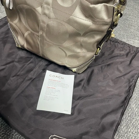 Brand New, Never Used Coach Carly Gold & Jacquard Signature “C” Hobo Bag - Picture 6 of 13